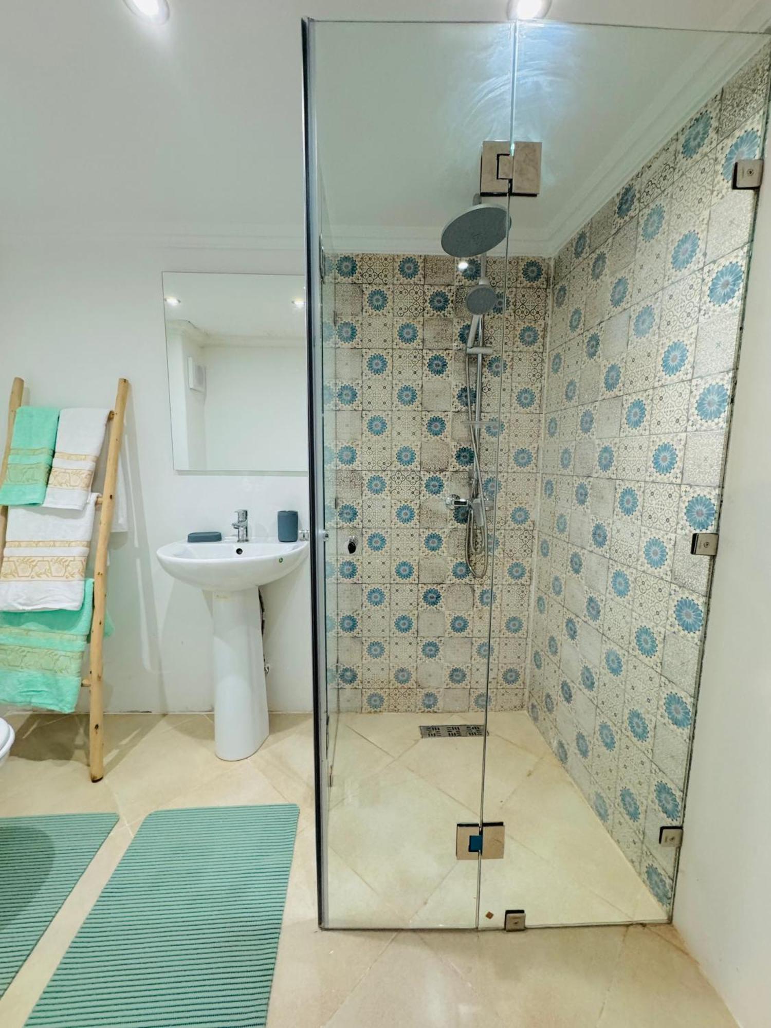 Le Gueliz Suite City Center Marrakesh Exterior photo